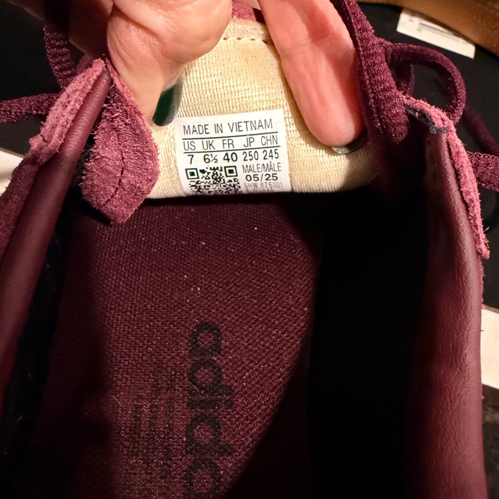 Adidas Spezial Maroon and Black Sneakers - Picture 9 of 9